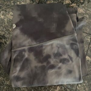 Lululemon diamond tie dye align Leggings size 8 new without tags